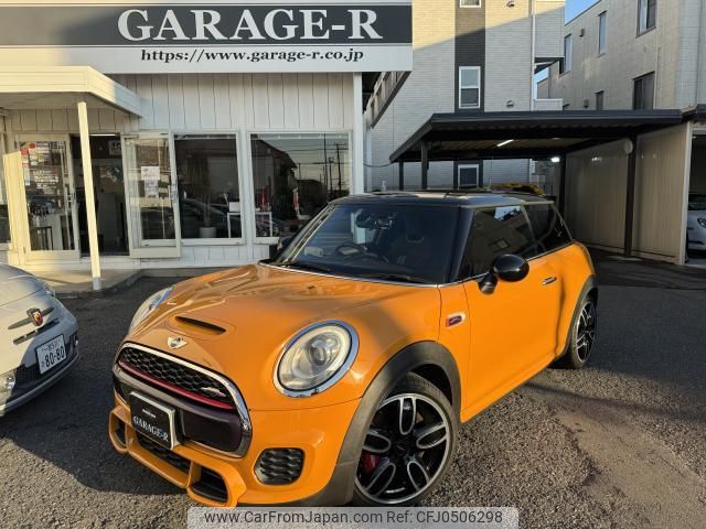 mini mini-others 2018 quick_quick_CBA-XRJCW_WMWXR92060TE36243 image 1