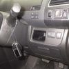 nissan serena 2013 CFJ1670709 image 9