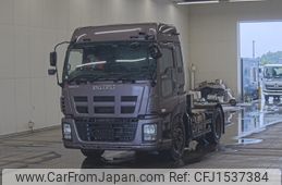 isuzu giga 2013 CFJ1537384