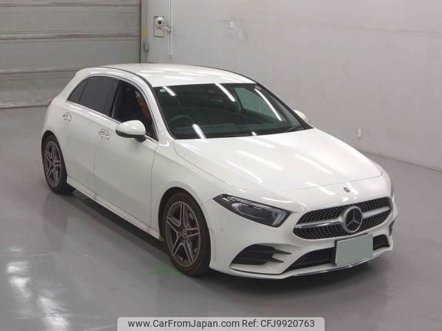 mercedes-benz a-class 2018 quick_quick_5BA-177084_WDD1770842J048618 image 1