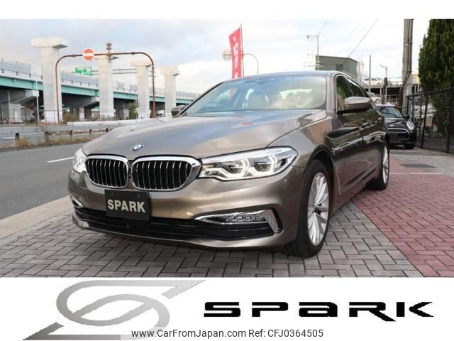 bmw 5-series 2017 quick_quick_DBA-JA20_WBAJA52000G886417 image 1