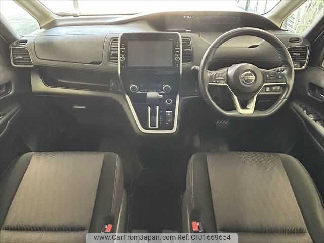 nissan serena 2017 CFJ1669654 image 2