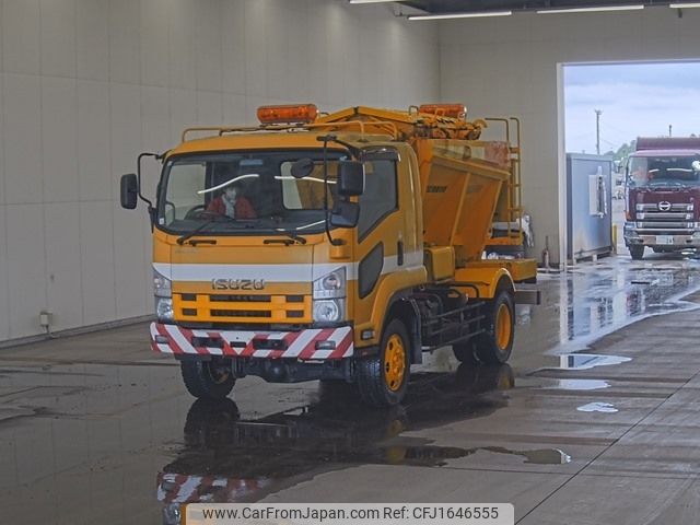 isuzu forward 2011 CFJ1646555 image 1