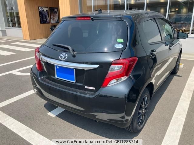 toyota vitz 2014 -TOYOTA--Vitz DBA-KSP130--KSP130-2120217---TOYOTA--Vitz DBA-KSP130--KSP130-2120217- image 2
