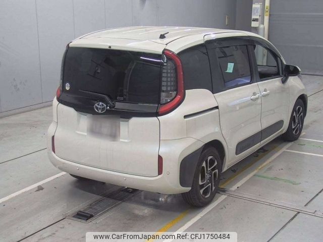 toyota sienta 2022 CFJ1750484 image 2
