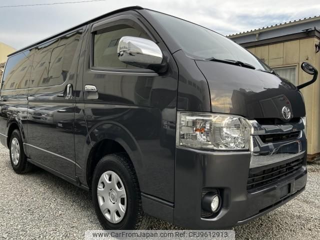 toyota regiusace-van 2016 quick_quick_LDF-KDH206V_KDH206-8105782 image 2