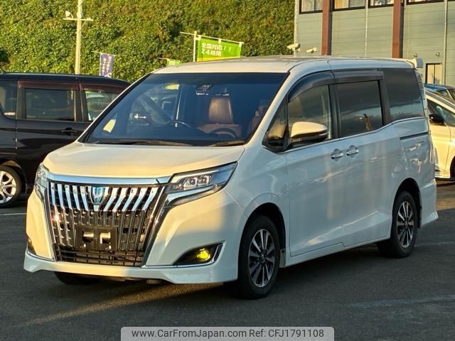toyota esquire 2018 CFJ1791108 image 1