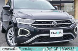 volkswagen t-roc 2023 CFJ1836933