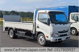 hino dutro 2014 CFJ7909937