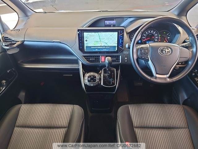 toyota voxy 2019 -TOYOTA--Voxy DBA-ZRR80W--ZRR80-0531586---TOYOTA--Voxy DBA-ZRR80W--ZRR80-0531586- image 2