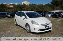 toyota prius-α 2014 CFJ1786882