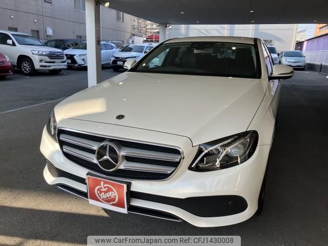 mercedes-benz e-class 2018 quick_quick_DBA-213043C_432A02591 image 2