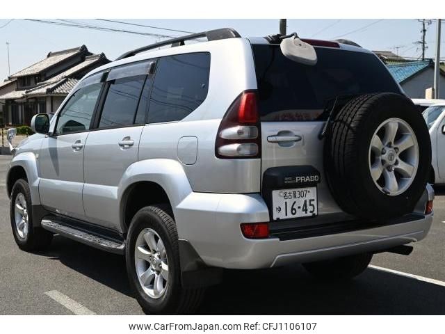 toyota land-cruiser-prado 2005 quick_quick_CBA-TRJ120W_TRJ120-5020721 image 2