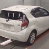 toyota aqua 2015 -TOYOTA--AQUA NHP10-6429149---TOYOTA--AQUA NHP10-6429149- image 2