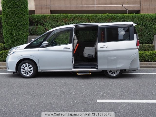 nissan serena 2018 CFJ1895675 image 1