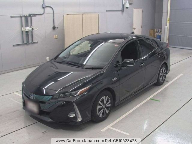 toyota prius-phv 2017 -TOYOTA--Prius PHV ZVW52-3060633---TOYOTA--Prius PHV ZVW52-3060633- image 1