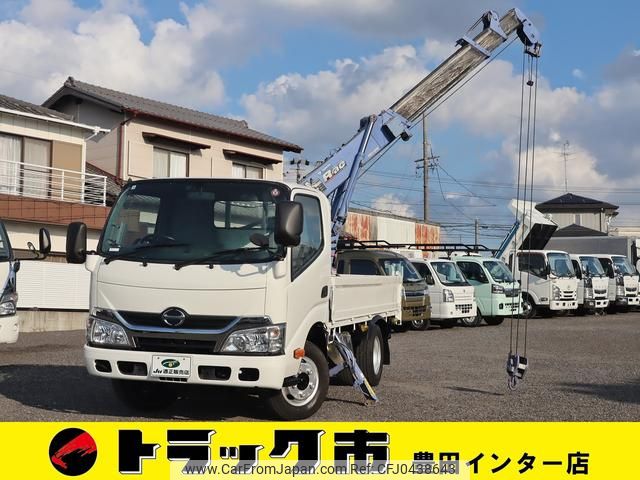 hino dutro 2014 GOO_NET_EXCHANGE_0207851A30241015W002 image 1