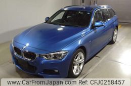 bmw 3-series 2015 -BMW--BMW 3 Series 8A20-WBA8G52080K441725---BMW--BMW 3 Series 8A20-WBA8G52080K441725-