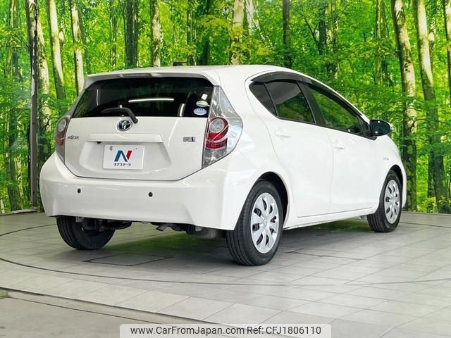 toyota aqua 2012 CFJ1806110 image 2