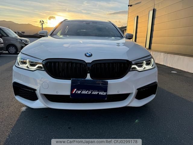 bmw 5-series 2019 quick_quick_JM20_WBAJM72090BM91829 image 2