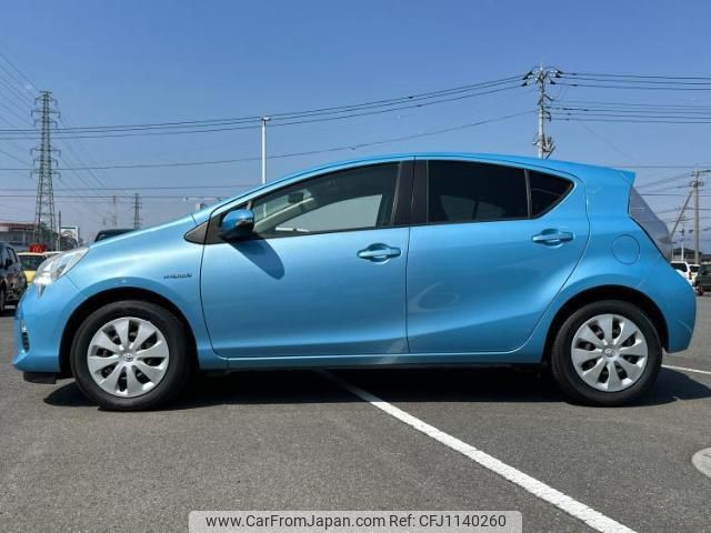 toyota aqua 2013 quick_quick_DAA-NHP10_NHP10-2265741 image 2