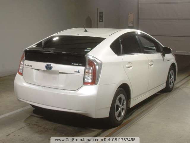 toyota prius 2014 CFJ1787455 image 2