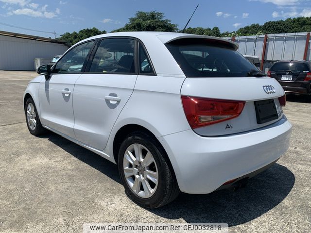 audi a1-sportback 2013 NIKYO_LP18026 image 2