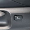 toyota c-hr 2017 quick_quick_DAA-ZYX10_ZYX10-2072052 image 13