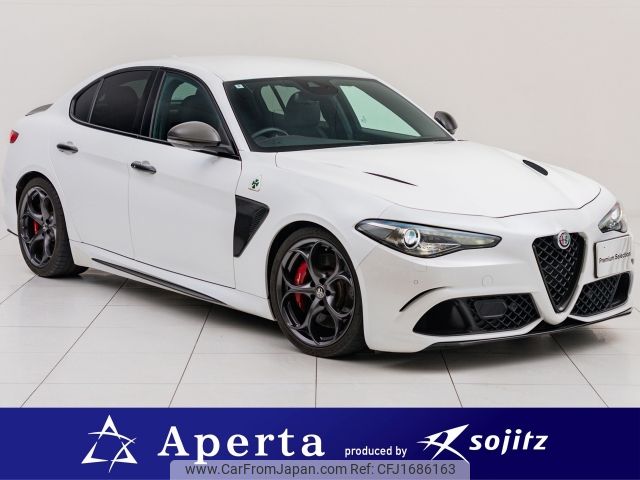 alfa-romeo giulia 2017 CFJ1686163 image 1