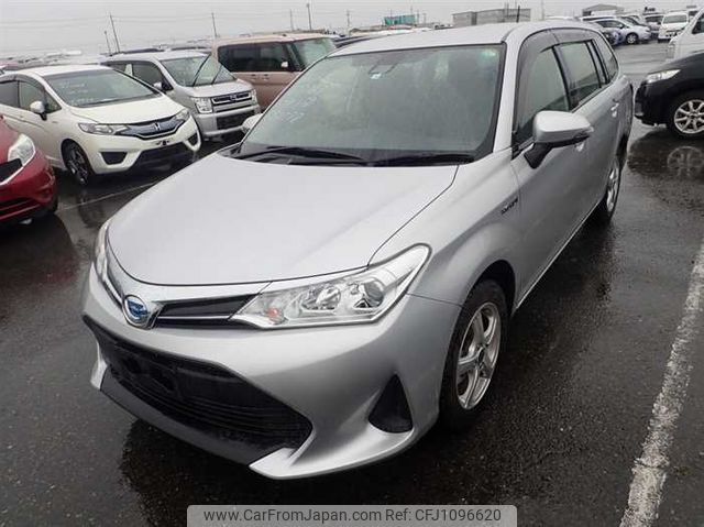 toyota corolla-fielder 2018 23618 image 2
