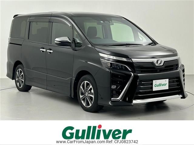 toyota voxy 2019 -TOYOTA--Voxy DBA-ZRR80W--ZRR80-0577048---TOYOTA--Voxy DBA-ZRR80W--ZRR80-0577048- image 1
