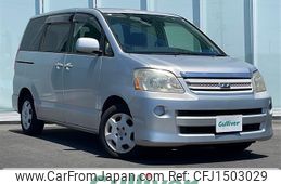 toyota noah 2004 CFJ1503029