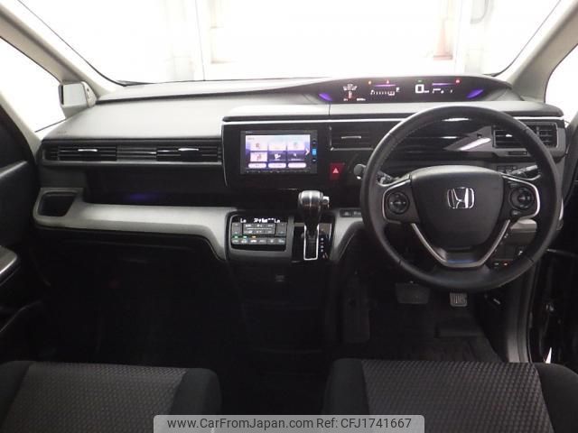 honda stepwagon-spada 2017 CFJ1741667 image 2