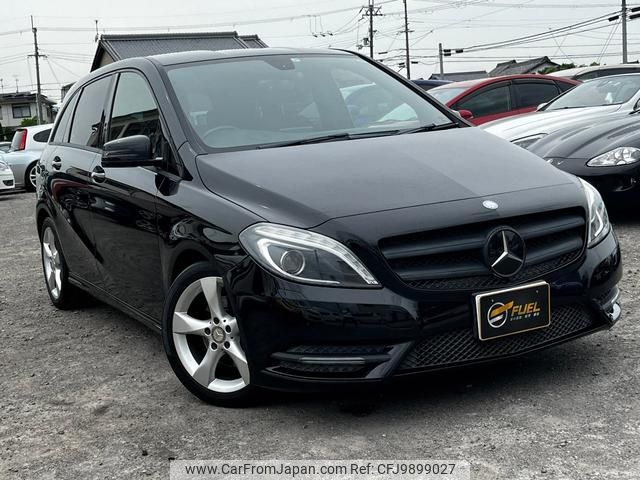 mercedes-benz b-class 2013 GOO_JP_700070884830240530013 image 2