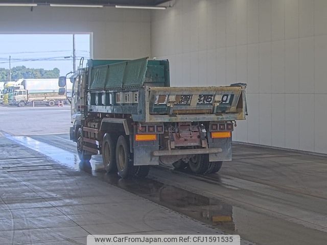 isuzu giga 1996 CFJ1591535 image 2