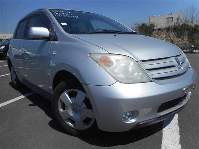 toyota ist 2002 M0043062-73 image 1