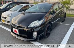 toyota prius 2011 CFJ1683304