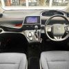 toyota sienta 2015 504928-930872 image 1