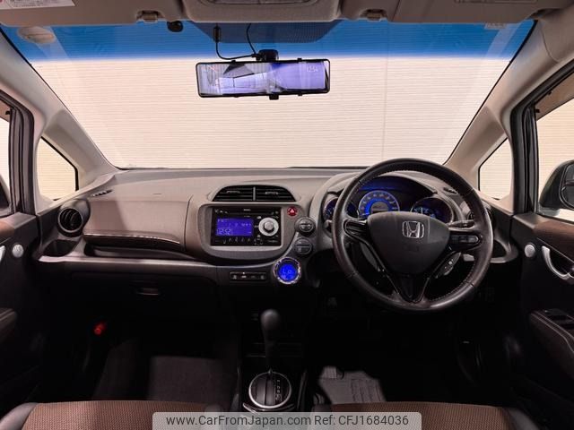 honda fit-shuttle-hybrid 2012 CFJ1684036 image 2