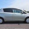 toyota vitz 2011 646828-Y2025050285F-12 image 3