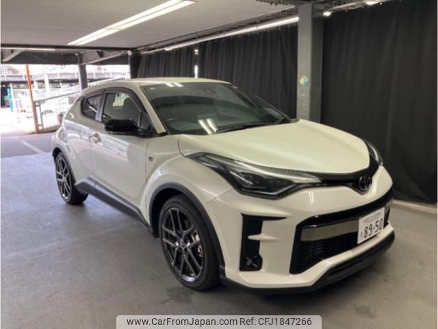 toyota c-hr 2020 CFJ1847266 image 1