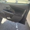 toyota prius-α 2014 CFJ1683984 image 11