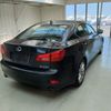 lexus is 2005 ENHANCEAUTO_1_ea301095 image 3