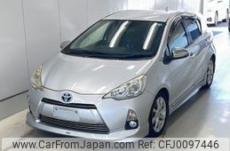 toyota aqua 2013 -TOYOTA--AQUA NHP10-6196311---TOYOTA--AQUA NHP10-6196311-