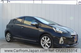 toyota aqua 2012 quick_quick_DAA-NHP10_NHP10-2081880