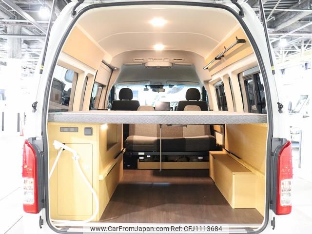 toyota hiace-van 2023 GOO_JP_700030304130250502001 image 2