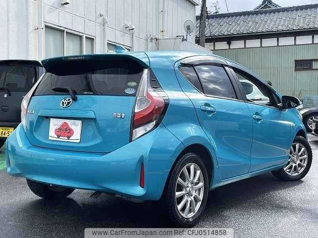 toyota aqua 2017 504928-926415 image 2