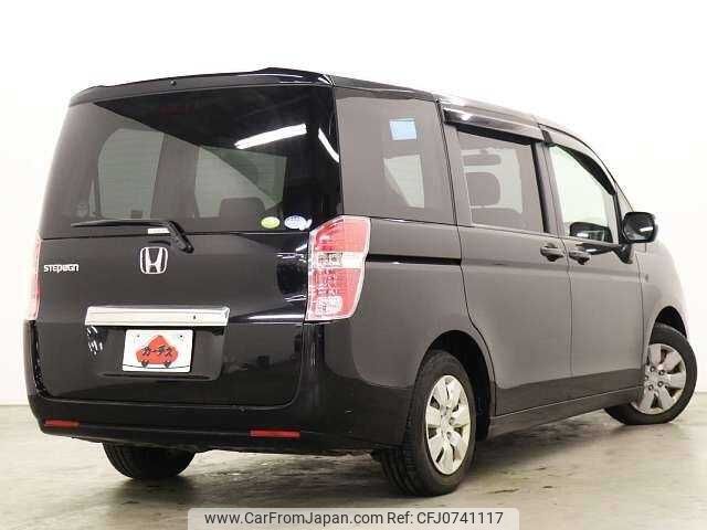 honda stepwagon 2012 504928-927805 image 2