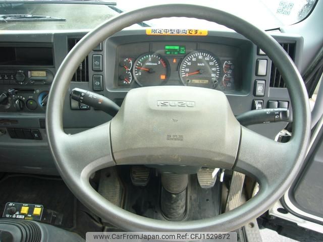 isuzu forward 2017 CFJ1529872 image 2