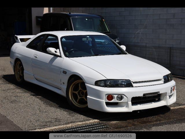 nissan skyline 1996 CFJ1690526 image 1